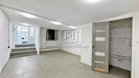 Офис/услуги на Сенной, 25 м2. Отд.вход, с/у Офис/услуги на Сенной, 25 м2. Отд.вход, с/у