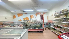 Аренда на Петроградке, 155 м2, витрины, 1 этаж Аренда на Петроградке, 155 м2, витрины, 1 этаж