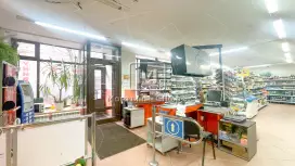 Аренда на Петроградке, 155 м2, витрины, 1 этаж Аренда на Петроградке, 155 м2, витрины, 1 этаж