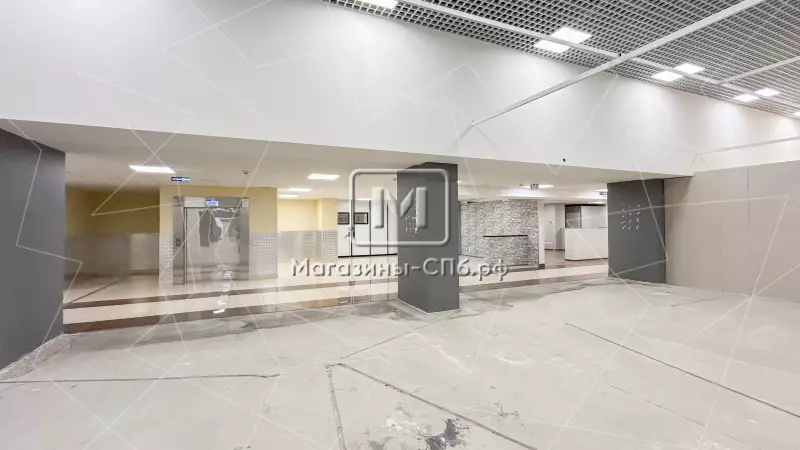 Торговое 180 м2 опен спейс в ТЦ 98. Фото объекта