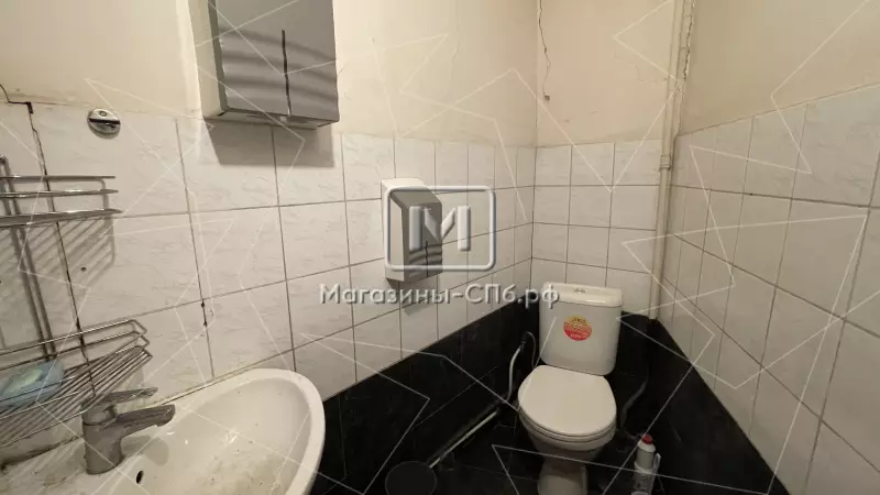 Продажа офиса 400 кв.метров, 2 этаж 98. Фото объекта