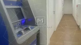 Аренда торгового помещения 148.4 кв.метров, 1 этаж