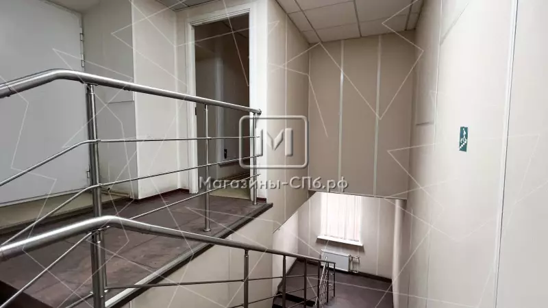 Аренда офиса 401.3 кв.метров, 2 этаж 98. Фото объекта