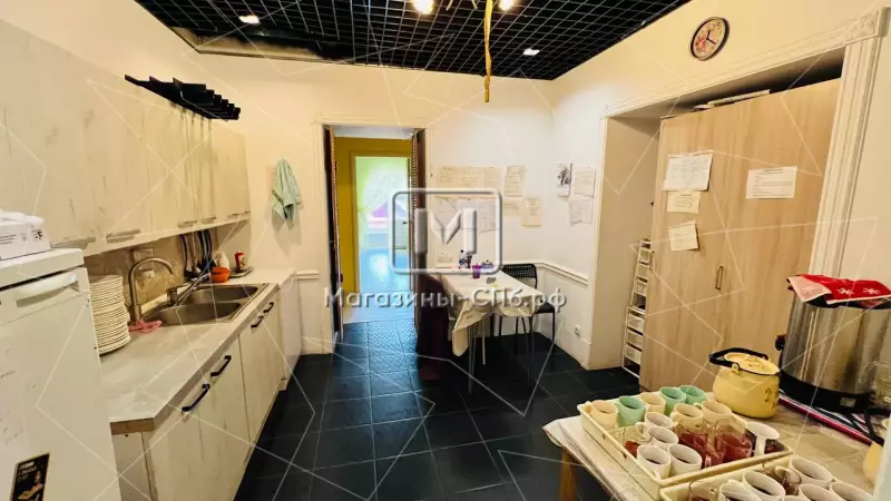 Продажа здания 1002 м2, ш. Революции 120 98. Фото объекта