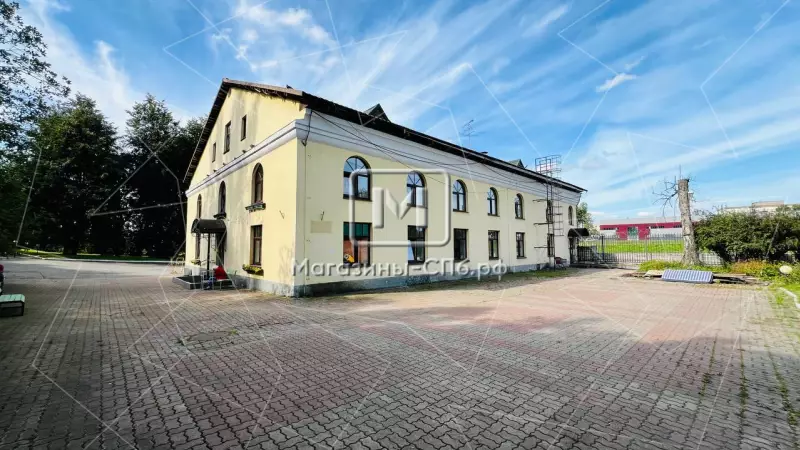 Продажа здания 1002 м2, ш. Революции 120 98. Фото объекта