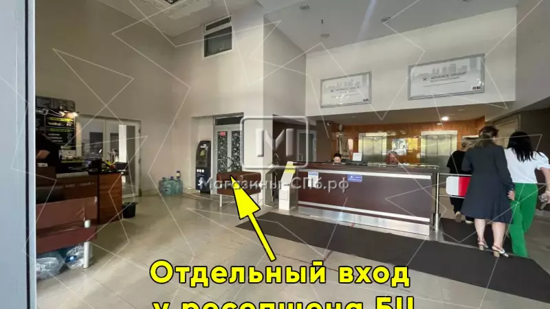 Продажа на 1 этаже БЦ, торг 98. Фото объекта