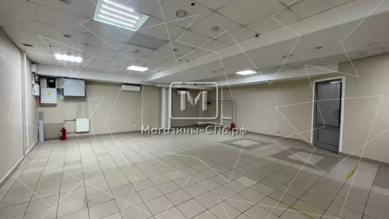 Продажа на 1 этаже БЦ, торг 98. Фото объекта
