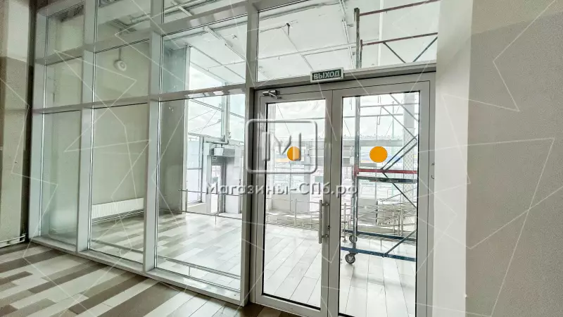 Савушкина 119, бывший SPAR, 1427,6 м2 98. Фото объекта