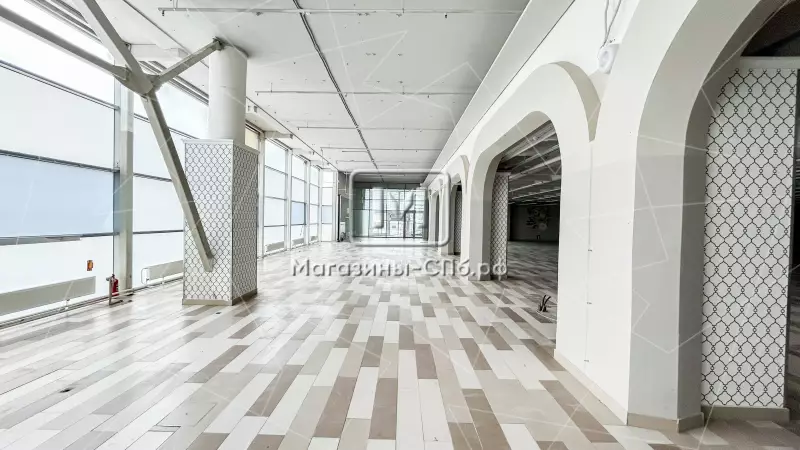 Савушкина 119, бывший SPAR, 1427,6 м2 98. Фото объекта
