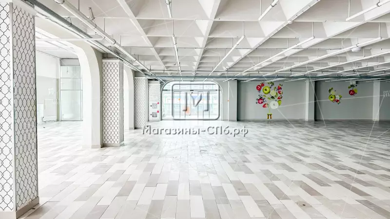 Савушкина 119, бывший SPAR, 1427,6 м2 98. Фото объекта