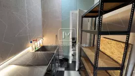 Универсальное 32 м2, все коммуникации. Центр. Универсальное 32 м2, все коммуникации. Центр.