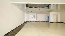Собственник. 125,2 м2 в ТЦ, шоурум/торговля