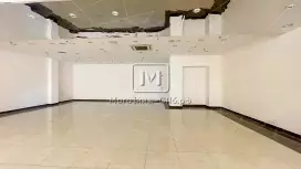 Собственник. 125,2 м2 в ТЦ, шоурум/торговля