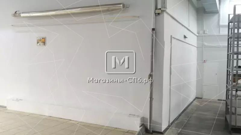 Аренда торгового помещения 456.6 кв.метров, 2 этаж 98. Фото объекта