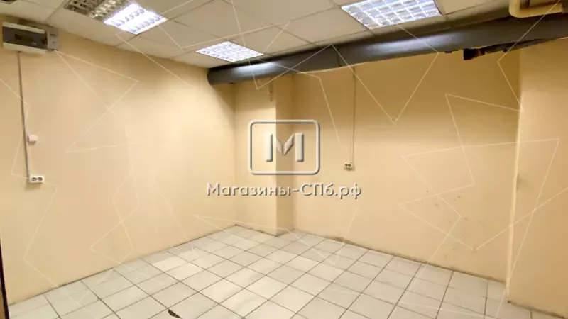 Аренда торгового помещения 12.5 кв.метров, Цоколь 98. Фото объекта