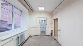 Аренда торгового помещения 28.8 кв.метров, 1 этаж Аренда торгового помещения 28.8 кв.метров, 1 этаж