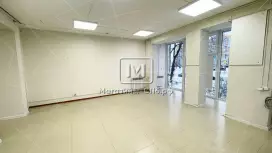 Помещение 91 м2, рядом с ТЦ
