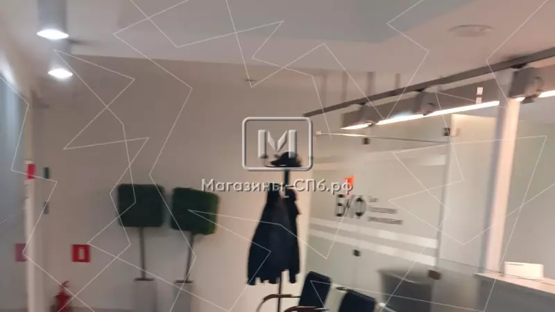 Офис/банк 313,3 м2 98. Фото объекта