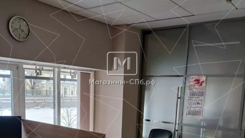 Офис/банк 313,3 м2 98. Фото объекта