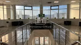 Автосалон, шоурум 2050 м2 с ЗУ Автосалон, шоурум 2050 м2 с ЗУ