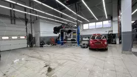 Автосалон, шоурум 2050 м2 с ЗУ Автосалон, шоурум 2050 м2 с ЗУ