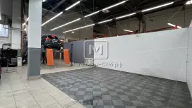 Автосалон, шоурум 2050 м2 с ЗУ Автосалон, шоурум 2050 м2 с ЗУ