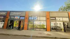 30 м2 с огромными витринами 30 м2 с огромными витринами