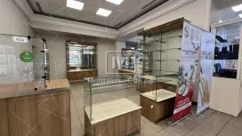 Аренда секции на Невском 55 кв.метров, 1 этаж Аренда секции на Невском 55 кв.метров, 1 этаж