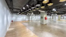 Универсальное 840 м2 в ТЦ у метро Универсальное 840 м2 в ТЦ у метро