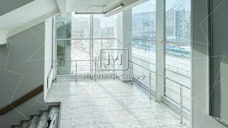 Универсальное 840 м2 в ТЦ у метро 98. Фото объекта