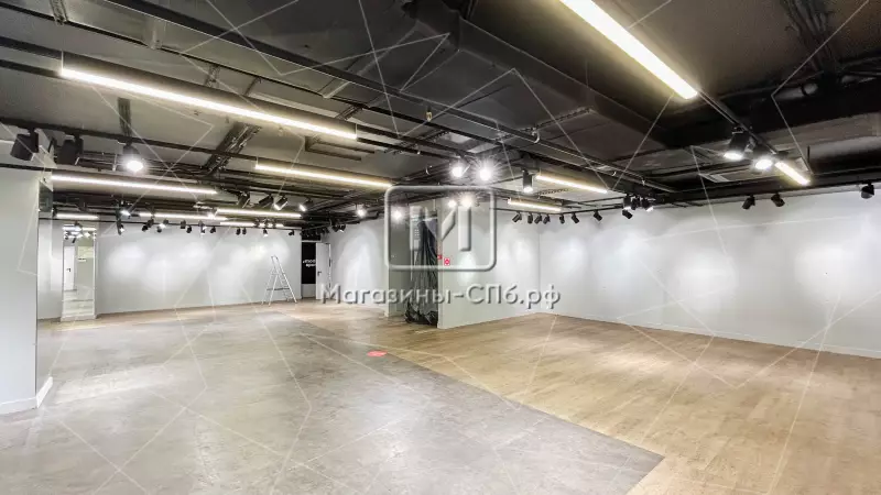 Универсальное 840 м2 в ТЦ у метро 98. Фото объекта