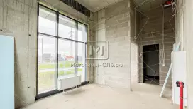 Помещение 21 м&sup2; с витриной и входом с улицы