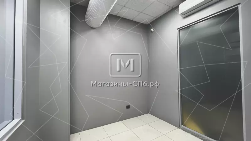 Офис 55,6 м2, 1 этаж. С переговоркой 98. Фото объекта