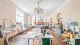 Офис / шоурум у входа в БЦ 408м Офис / шоурум у входа в БЦ 408м