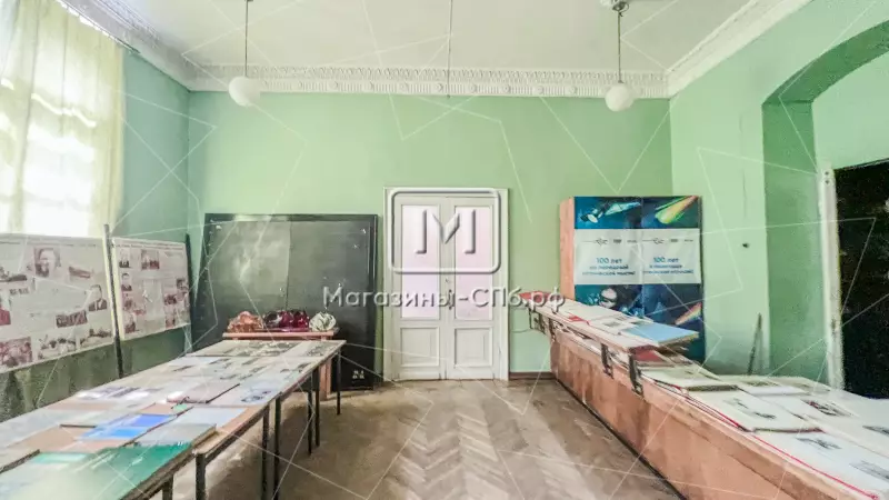 Офис / шоурум у входа в БЦ 408м 98. Фото объекта