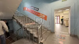 У метро в ТЦ, на выбор от 15-50метров 2этаж