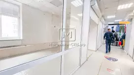 У метро в ТЦ, на выбор от 15-50метров 2этаж