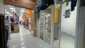 У метро в ТЦ, на выбор от 15-50метров 2этаж