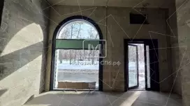 На 1 этаже ЖК, витрины
