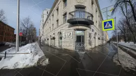 На 1 этаже ЖК, витрины