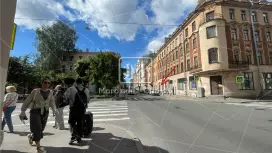 80 м2 на проходном перекрестке, 15 кВт, витрины 80 м2 на проходном перекрестке, 15 кВт, витрины