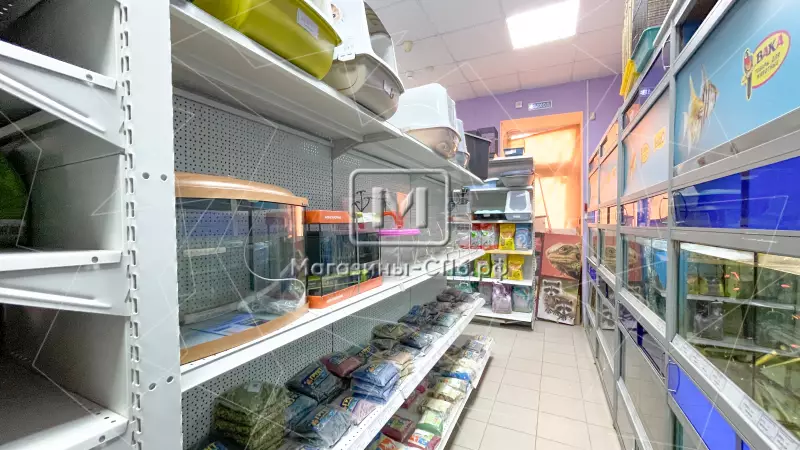 80 м2 на проходном перекрестке, 15 кВт, витрины 98. Фото объекта