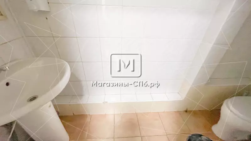Офис/банк/магазин 211 м2 98. Фото объекта