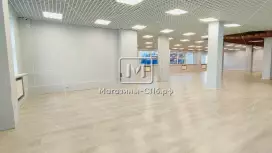 Отдел в мебельном центре 244 м2, витрины на улицу