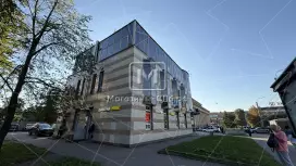 Помещение 18.6м2, 1 этаж., у входа в ТЦ. У метро Помещение 18.6м2, 1 этаж., у входа в ТЦ. У метро