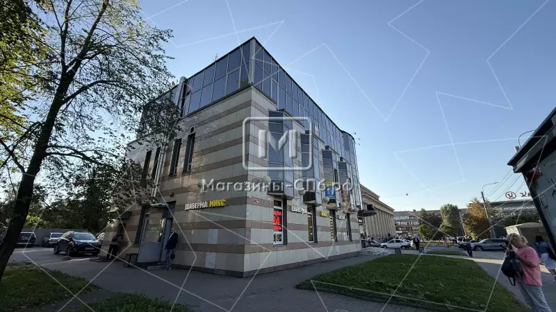 Помещение 18.6м2, 1 этаж., у входа в ТЦ. У метро 98. Фото объекта
