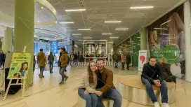 Отдел в новом ТРК, высокий потолок Отдел в новом ТРК, высокий потолок