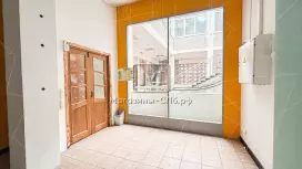 Торговая площадь 463 м2, окна на фасад Торговая площадь 463 м2, окна на фасад
