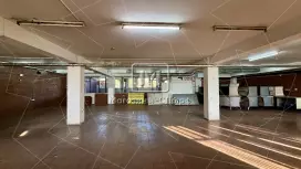 Аренда 561 кв.метров, 1 этаж