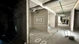 Аренда торгового помещения 181,2 кв.метров, 1 этаж
